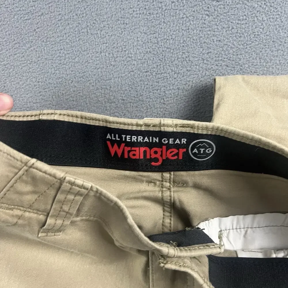 Wrangler ATG Pants Mens 32X34 Beige Utility Cargo Pockets Hiking Workwear